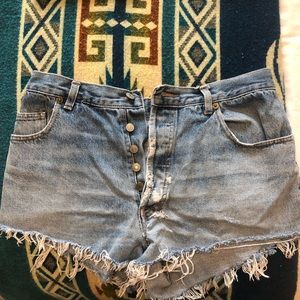 Levi jean shorts